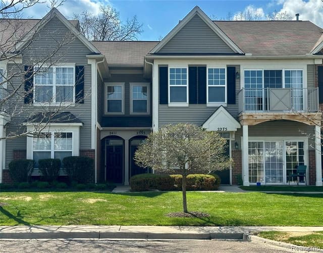 Front exterior of the 2393 Arcadia Drive condominium in Canton, Michigan