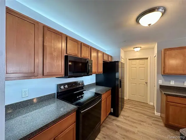 Kitchen at the Arcadia Drive listing